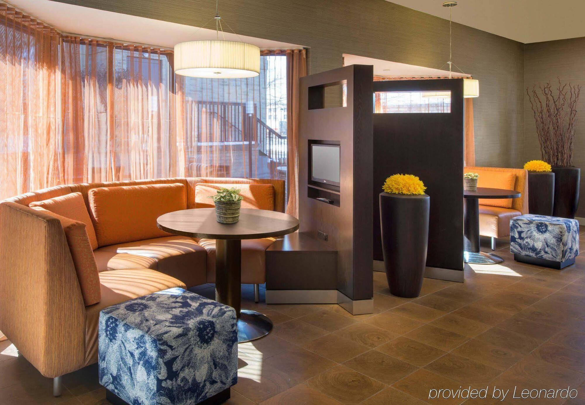 Courtyard Cleveland Beachwood Exterior foto